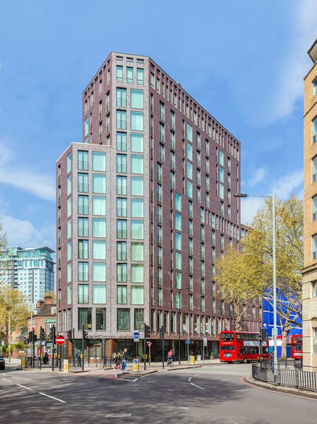 H10 London Waterloo - photo 1