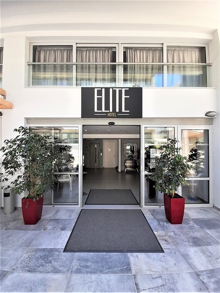Elite Hotel - photo 2