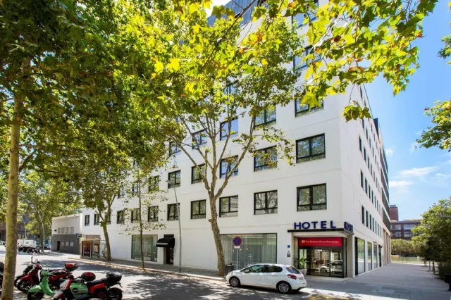 ZT The Golden Hotel Barcelona - photo 2