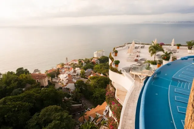 Grand Miramar All Luxury Suites & Residences - photo 3
