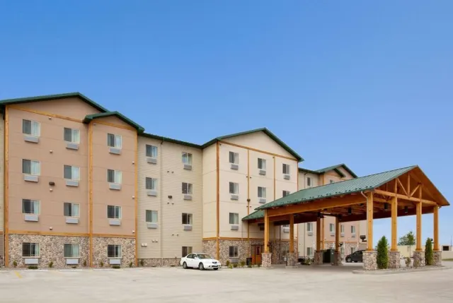 TownePlace Suites by Marriott Minot - photo 3