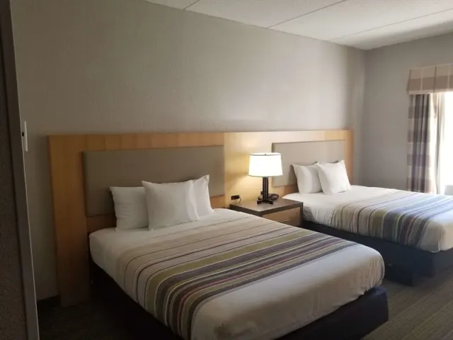 Country Inn  Suites by Radisson Charlotte University Place NC - photo 4
