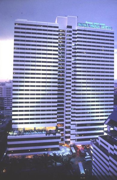 Royal Benja Hotel - photo 1