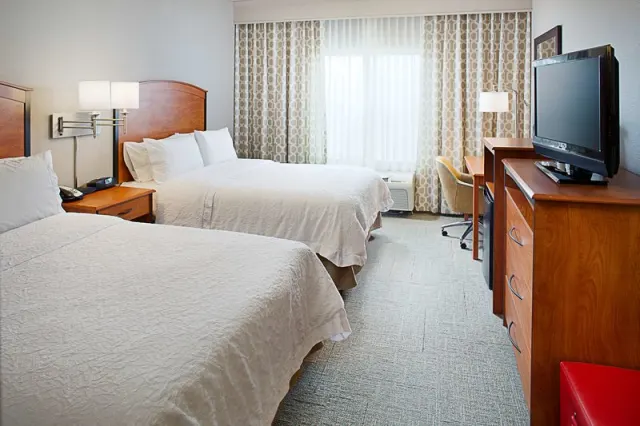 Hampton Inn Lancaster - photo 3