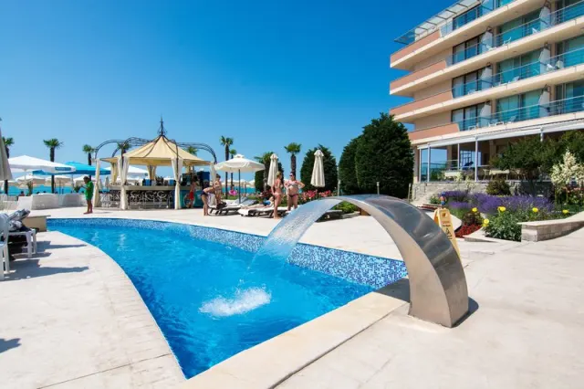 Zorn Hotels - photo 4