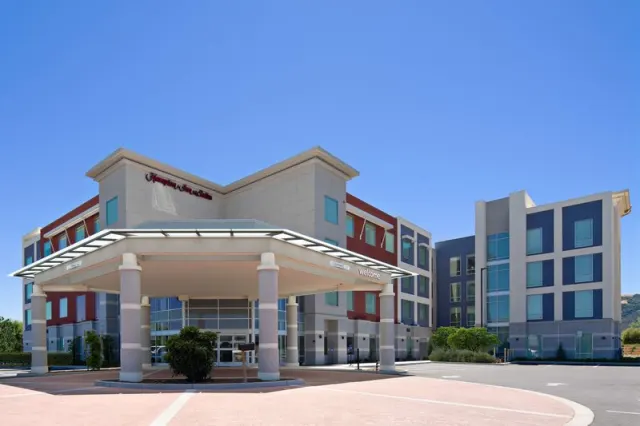 Hampton Inn & Suites Gilroy, Gilroy
