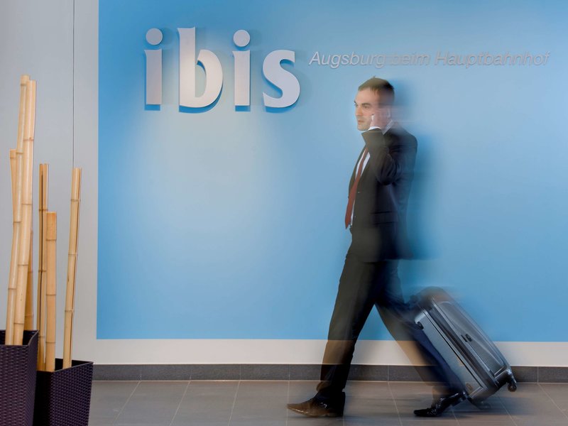 ibis Augsburg Hauptbahnhof - foto 1