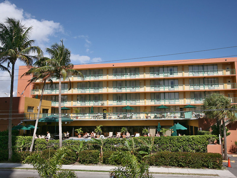 Best Western Plus Oceanside Inn - photo 1