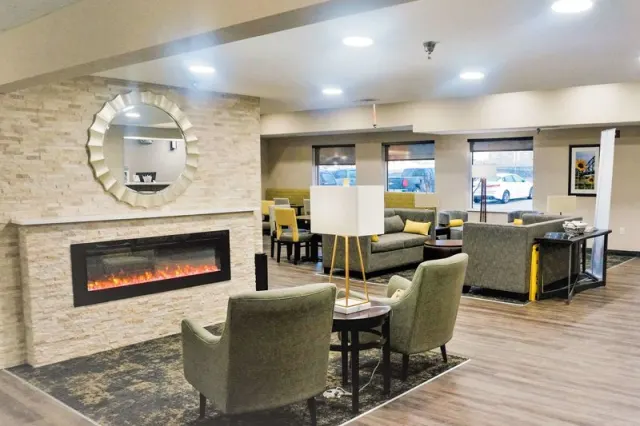 Comfort Inn & Suites - 写真 4