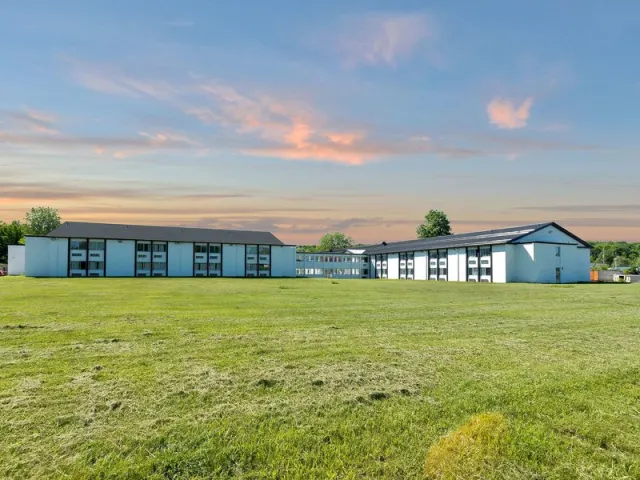 Days Inn by Wyndham Erie, Erie