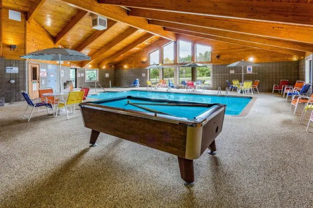 AmericInn by Wyndham Duluth South Black Woods Event Center, Minnesota