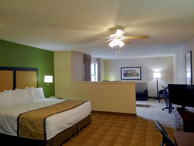 Holiday Inn Timonium - photo 3