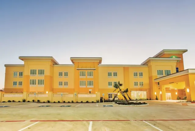 La Quinta Inn & Suites by Wyndham Cotulla - foto 4