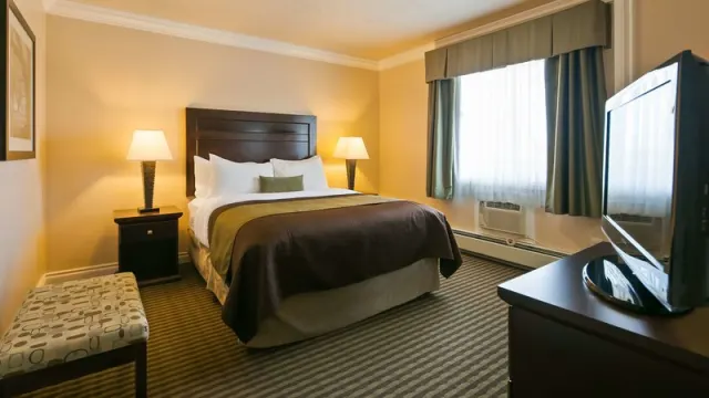 Hotel Mirage - photo 3