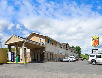 Super 8 by Wyndham Minot Airport - foto 1