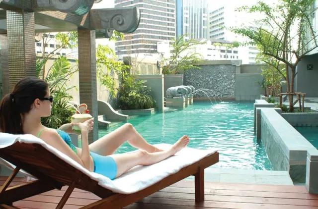 Double Tree by Hilton Bangkok Ploenchit - photo 3