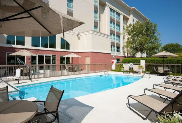 Hampton Inn  Suites CharlottePineville - photo 3