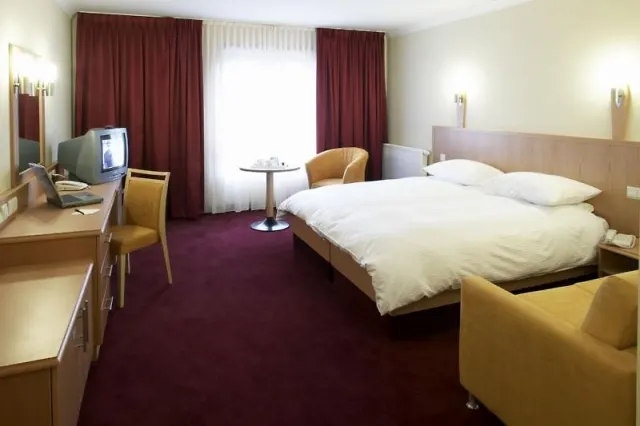 Clayton Hotel Manchester Airport - foto 3