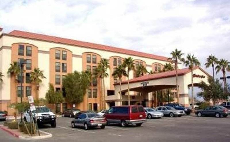Hampton Inn & Suites Phoenix Glendale-Westgate - foto 1