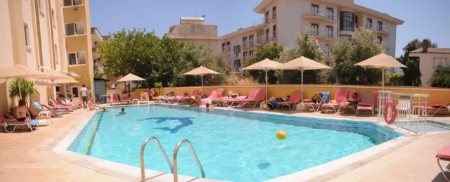 Mert Seaside Hotel - photo 4
