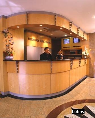 ibis budget Singapore Crystal - photo 2