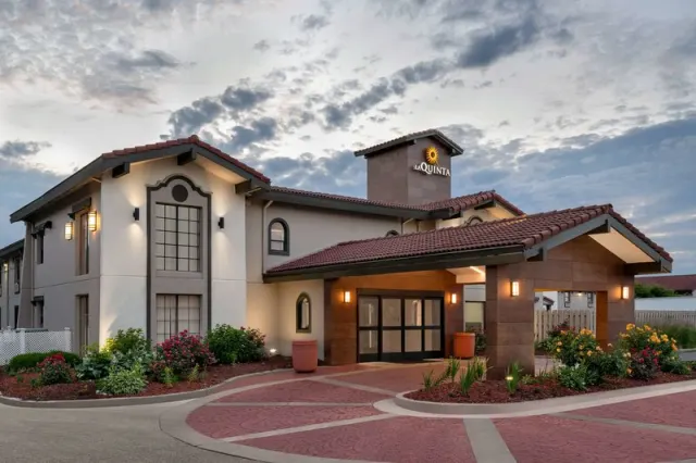 La Quinta Inn by Wyndham Columbus Airport Area - photo 2