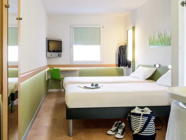 ibis budget Barcelona Sant Andreu de la Barca - photo 2