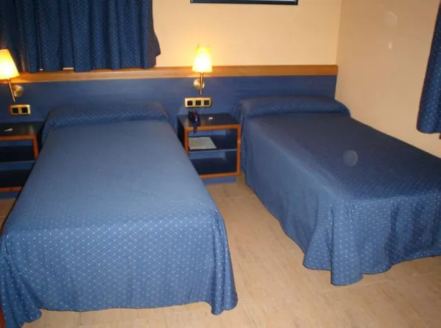 Hotel Oasis Barcelona - photo 3