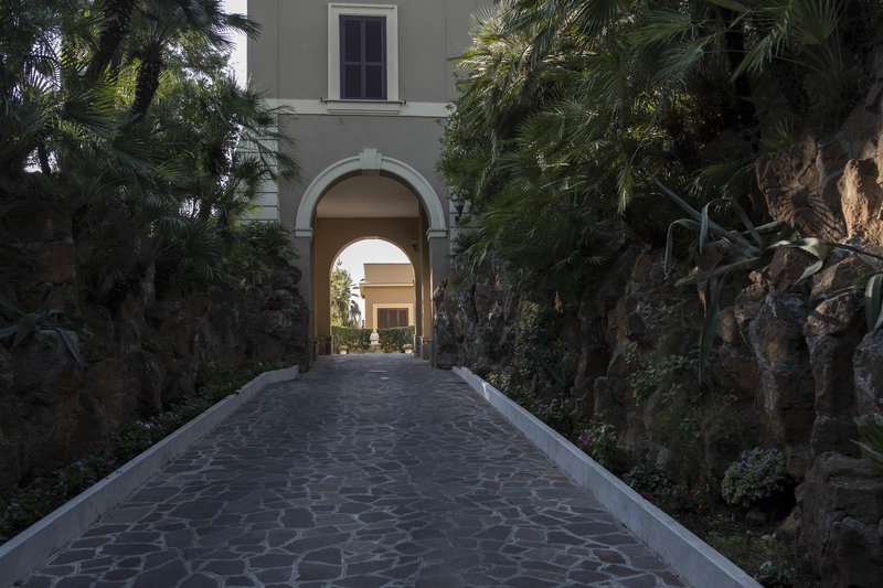 Checkin Villa Angelina - photo 1