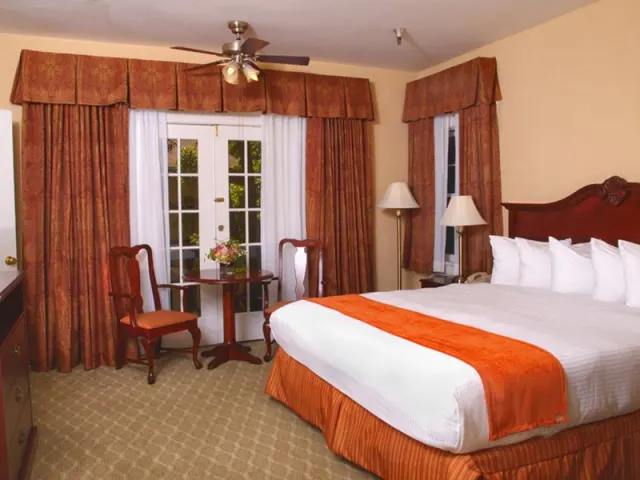 The Historic Santa Maria Inn - foto 3