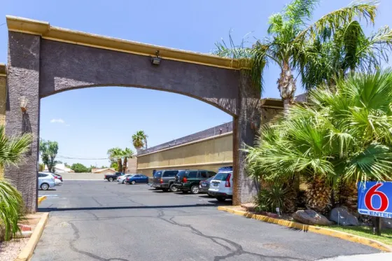 Motel 6 Glendale AZ