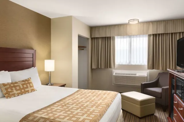 Days Inn by Wyndham Terrace - photo 4