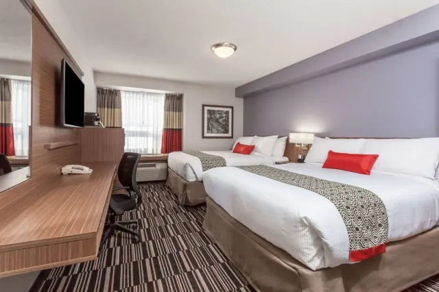 Microtel Inn & Suites by Wyndham Kirkland Lake - photo 4