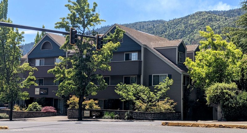 The Bards Inn BW Signature Collection by Best Western - photo 1