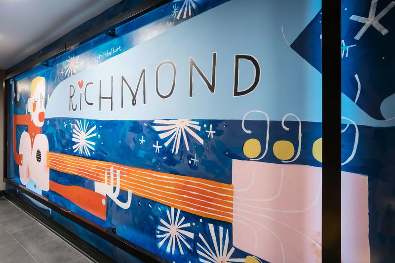 The Commonwealth - photo 1