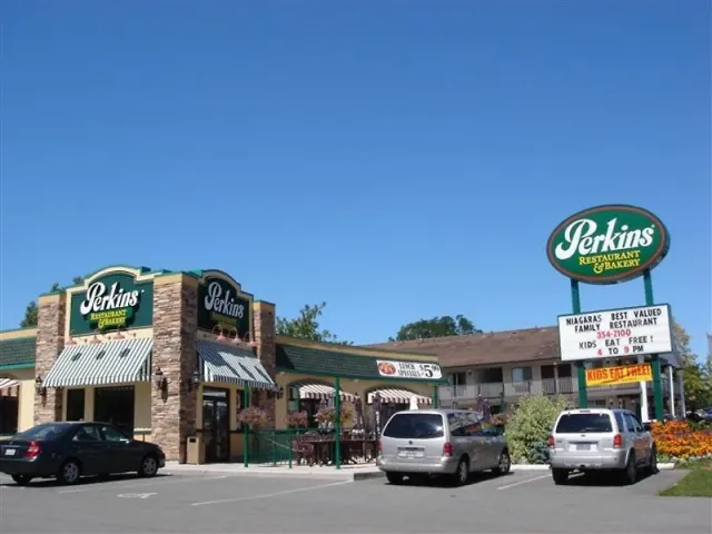 Days Inn by Wyndham Fallsview, Ontario