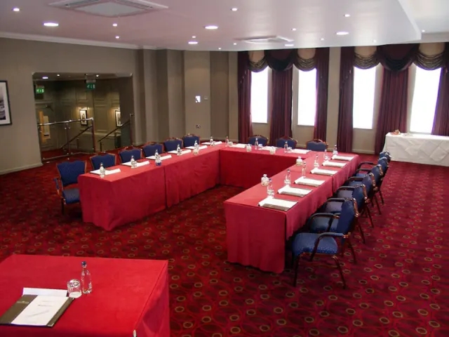 Holiday Inn Bournemouth - foto 3