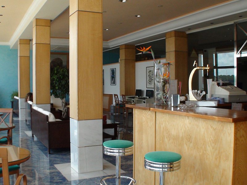 Hotel Argos - photo 1