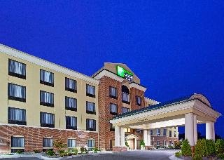 Holiday Inn Express Hotel & Suites Detroit - Utica - photo 2