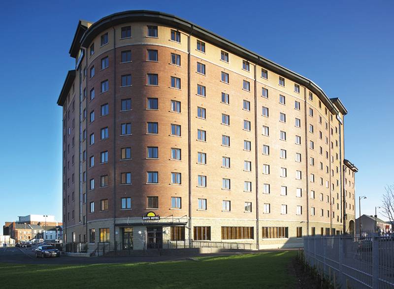 Holiday Inn Belfast City Centre - photo 1