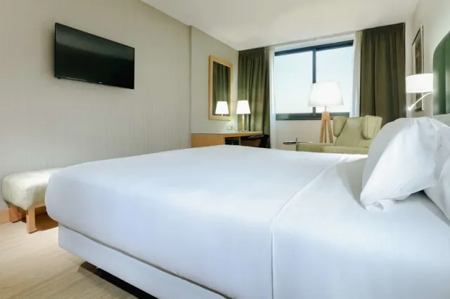 Hesperia Barcelona Sant Just - photo 4