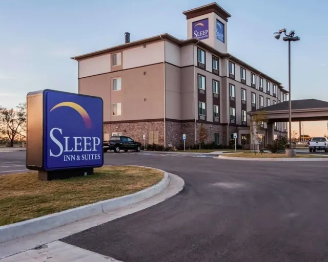 Sleep Inn And Suites Elk City - photo 4