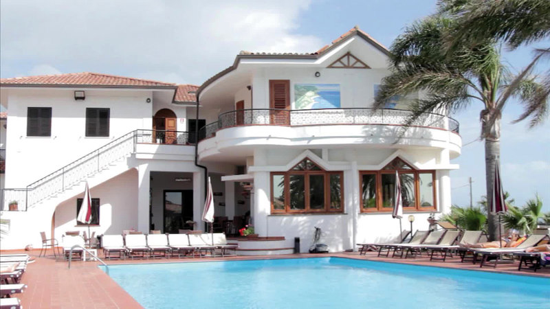 Hotel Baia Del Capo - photo 1