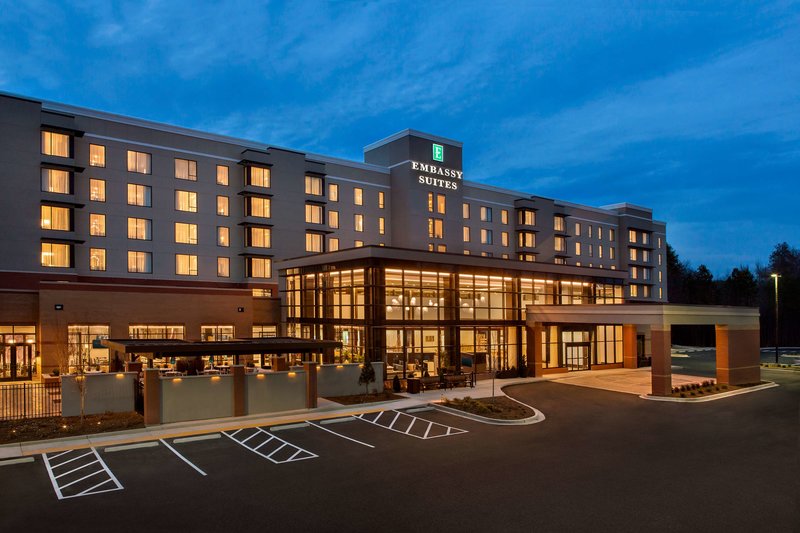 Embassy Suites by Hilton Atlanta NE Gwinnett Sugarloaf - photo 1