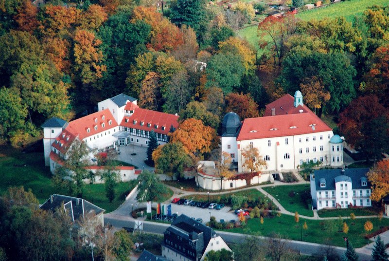 Hotel Schloss Schweinsburg - photo 1