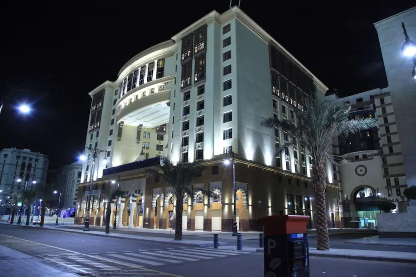 Hotel La Rua - fotoğraf 1