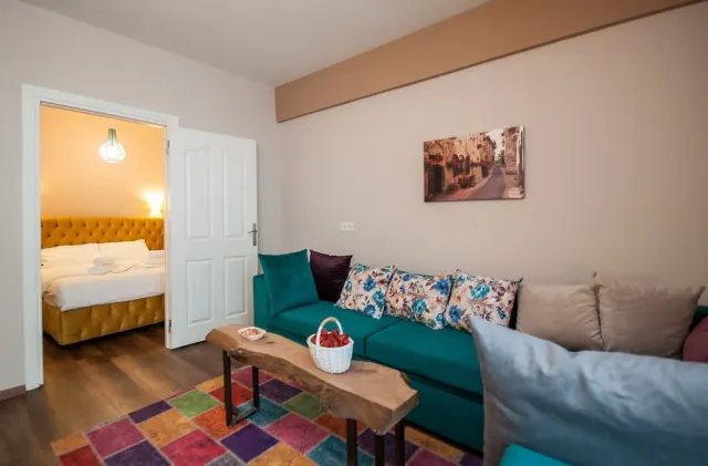 Newway Apartments - photo 2