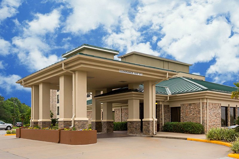 Super 8 by Wyndham Alexandria LA - photo 1