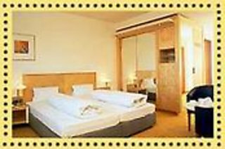 Penz Hotel West - photo 1