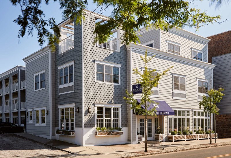 Harborfront Inn at Greenport - photo 1